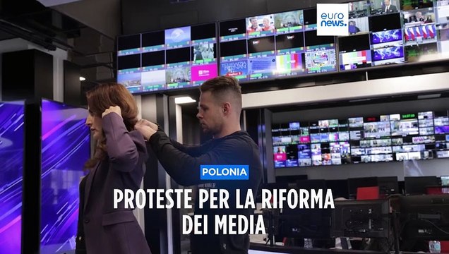 Polonia, le reazioni ai licenziamenti dei vertici dei media di Stato