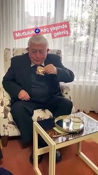 İkinci Baharını yaşayan çift gülümsetti! Geçte olsa mutluluğu bulmuşlar…