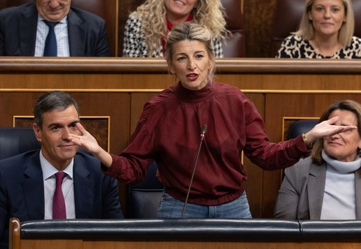 Yolanda Díaz responde a Cuca Gamarra sobre los fijos discontinuos: Están mintiendo