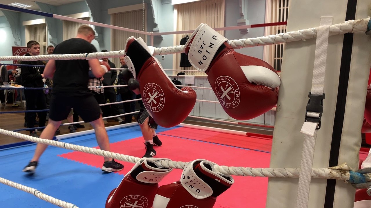 25 rounds of boxing to raise money for Newcastle boxing classes for