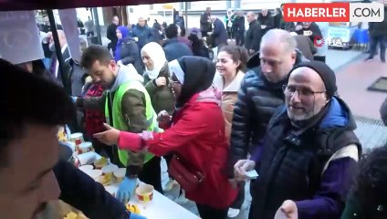 Dünyanın en kötü yemekleri arasında seçilen kara lahananın fiyatı 2 katına çıktı