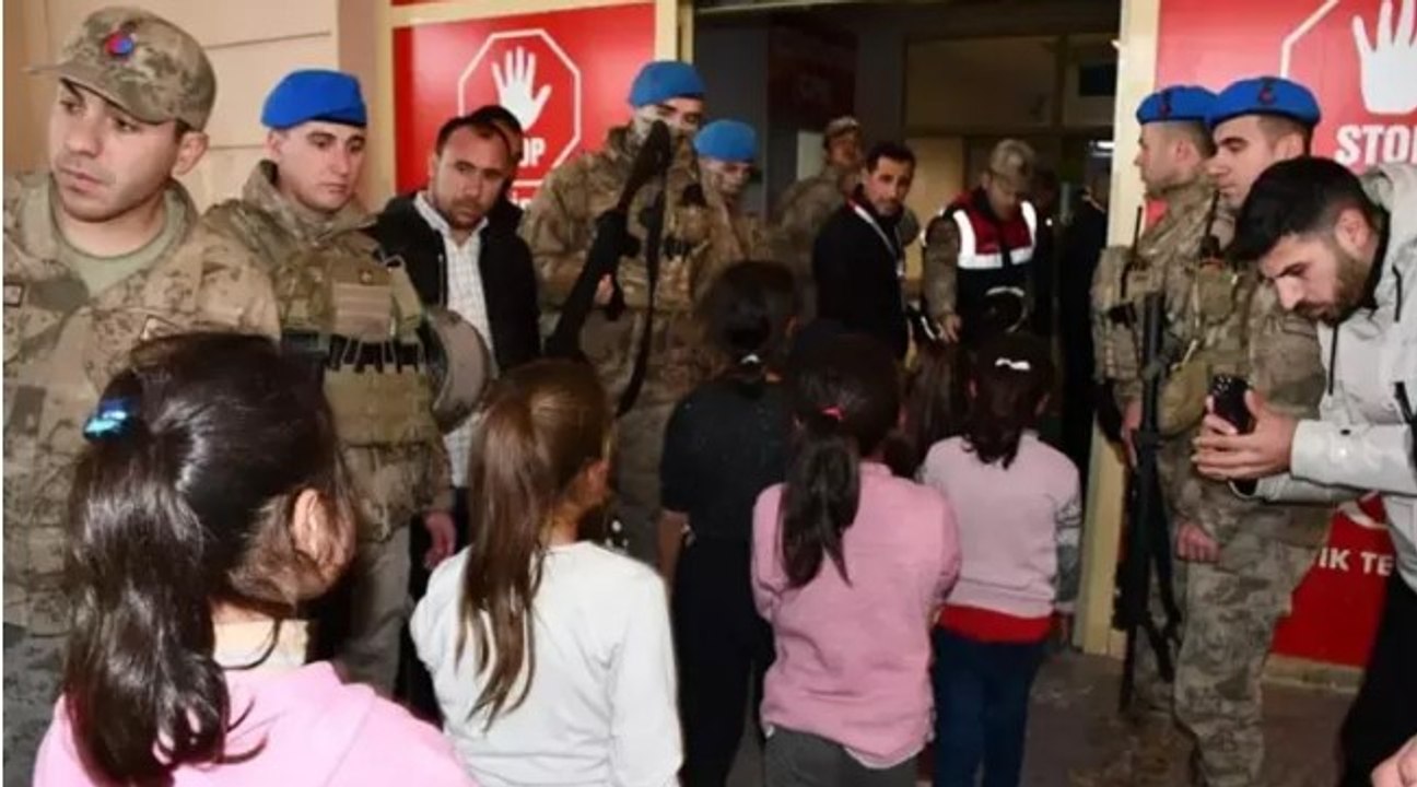 Siverek’te öğrenciler yedikleri yemekten zehirlendi