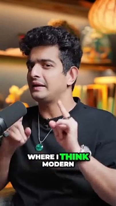 The Struggle of Identity_ Pakistanis Caught Between Religion and Nationality