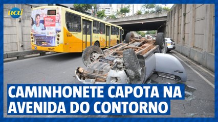 Acidente na Avenida do Contorno: Caminhonete Capota na Trincheira da Raja Gabaglia 🚗