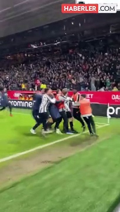 Bir zamanlar rakip tanımayan Ajax, Hollanda Kupası'nda 4. Lig takımına elendi