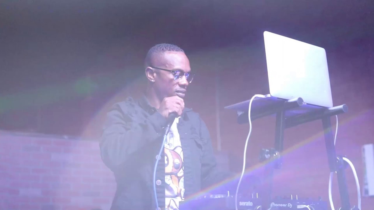 Trismac - The Everything Diaries: Next (Season 5 Episode 4) - "Performing DJ"