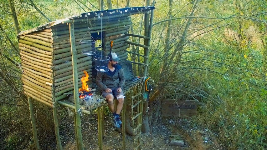 Bushcraft shelter outlet