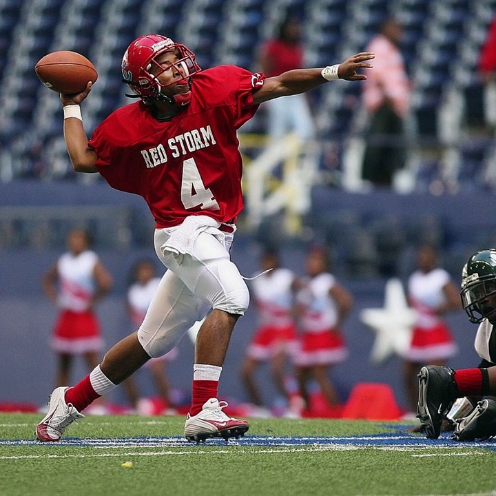 | IKENNA IKE | HOW TO PREVENT COMMON AMERICAN FOOTBALL INJURIES: FATIGUE (PART 3) (@IKENNAIKE)