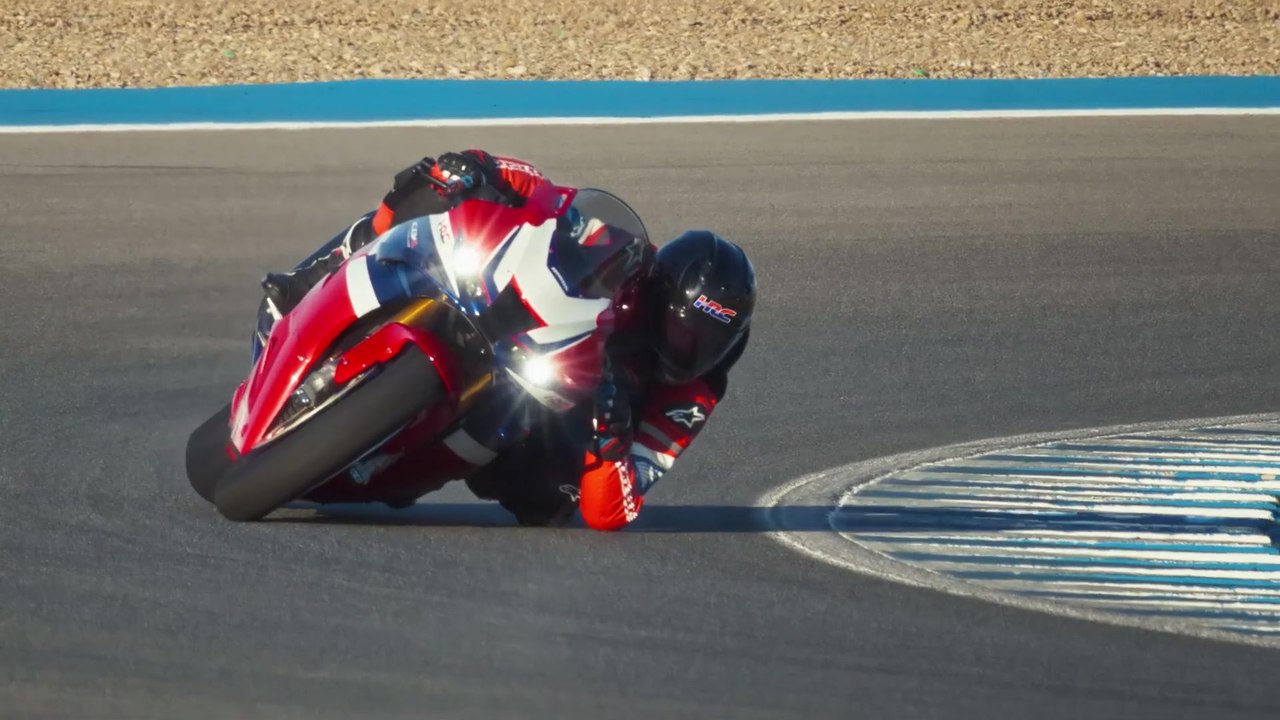 2024 HONDA CBR1000RR-R FIREBLADE SP Trailer