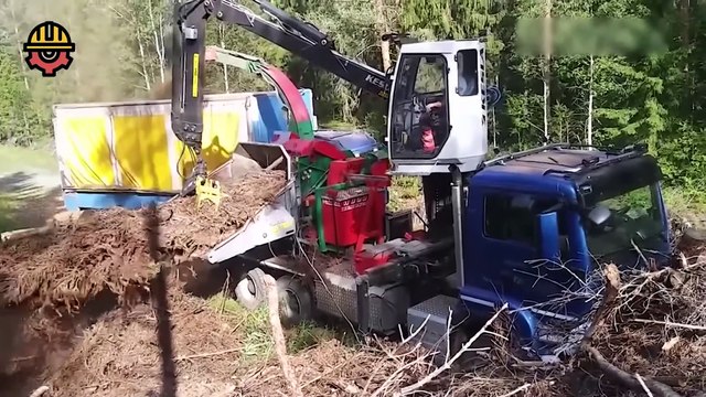 Amazing Dangerous Fastest Wood Chipper Machines, Powerful Tree Shredder Machines Working