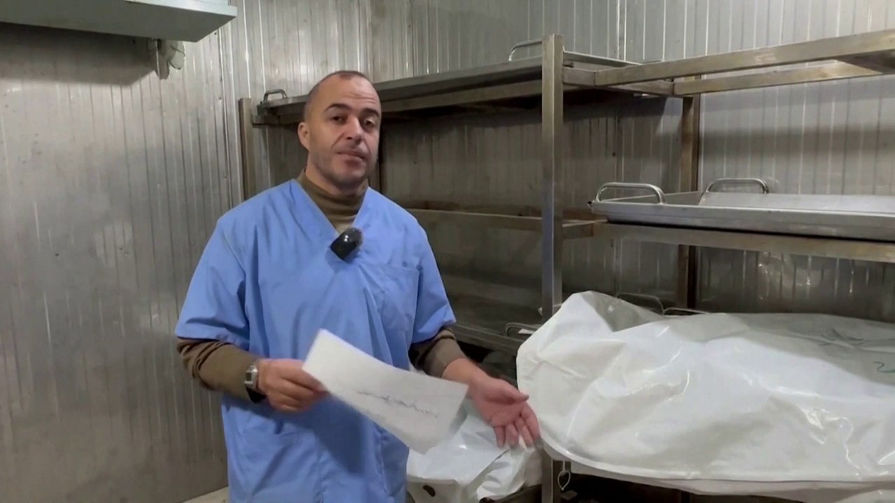 بعدما تجاوز عدد القتلى 20057 جراء القصف الإسرائيلي... طبيب فلسطيني: مئات الجثث تبقى لأسابيع في الثلاجات دون التعرف عليها  #العربية #فلسطين  #غزة