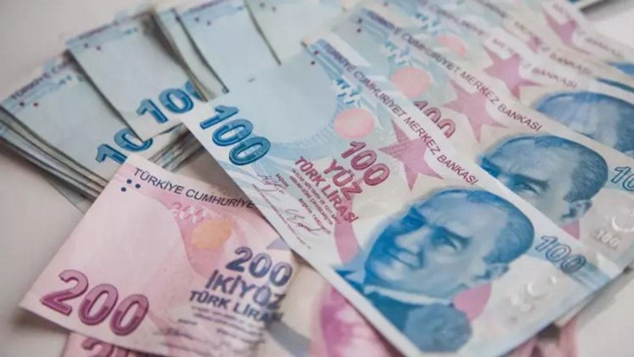 Çalışma ve Sosyal Güvenlik Bakanı Vedat Işıkhan'dan asgari ücret açıklaması