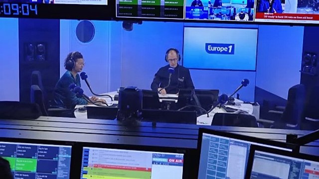 Fêtes de fin d'année : l'impatience des enfants avant l'arrivée du Père-Noël