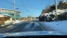 눈 내리 부안 청자 박물관에서 운전하다.  Driving At The Snowy  Buan Celadon Museum