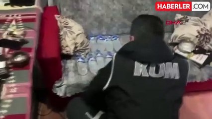 Download Video: KARS'ta Yılbaşı Öncesi Sahte İçki Operasyonu: 18 Litre Sahte İçki Ele Geçirildi, 10 Kişi Gözaltına Alındı