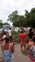 Moradores de Jiribatuba protestam por falta de energia elétrica