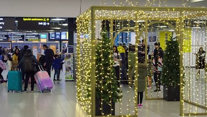 Rowan Atkinson lookalike employed at Luton Airport