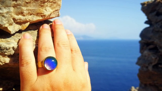 Sun of Antares - Mood Ring - AAA Crystal Quartz - Sterling Silver 925