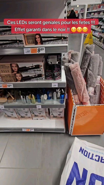 Je teste des led pour les cheveux #essai #teste #action #fete #led #lampe #coiffure #coupe #magasinaction