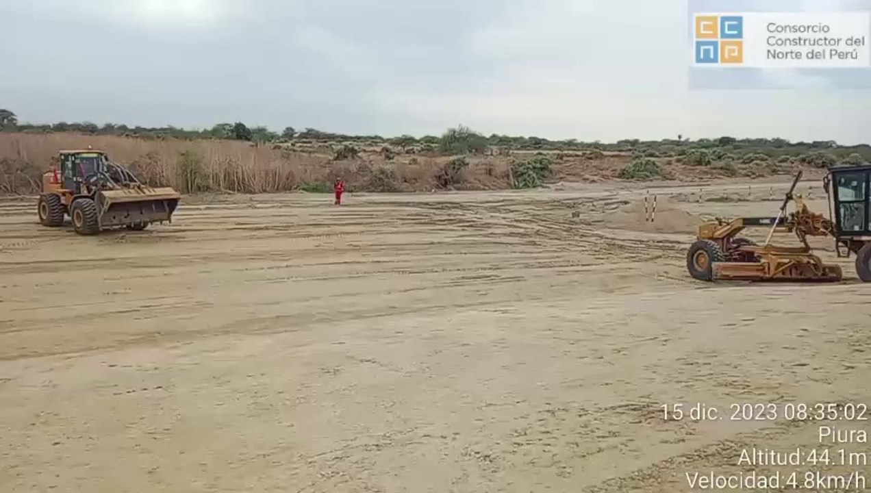 MANIOBRA DE PRUEBA PARA CARGIO DE MATERIAL A PLANTA DE CONCRETO