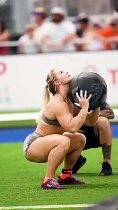 Dani Elle speegle Gym workout __ Gym motivation status _shorts _motivation _gym(720P_HD)