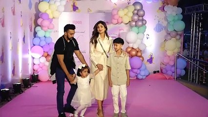 Salman's niece Ayat's pre-birthday party Arbaaz-Salim, Shilpa, Sunny and more arrive