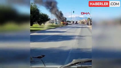 Antalya'da seyir halindeki cip yanarak kullanılamaz hale geldi