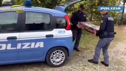 Descargar video: Capodanno, Polizia e Gdf sequestrano una tonnellata di petardi