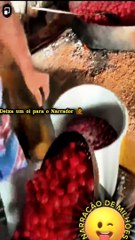 Sabor e Zombaria: Uma Saga Culinária Pelas Ruelas Sarcasticamente Deliciosas da Índia!