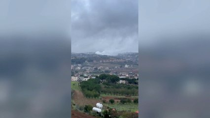 مدفعية الجيش الإسرائيلي تقصف أطراف بلدتي عيتا الشعب ورامية بـ #جنوب_لبنان #العربية