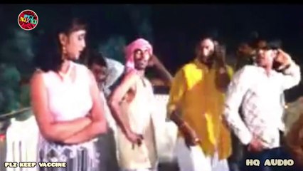 E ladki hia high voltage wali current mareli