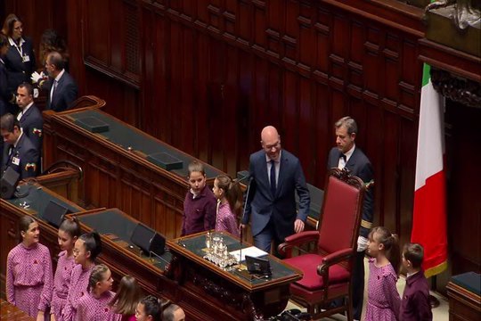 Concerto di Natale alla Camera, Fontana: Mio pensiero ai bambini che non possono sorridere - Video