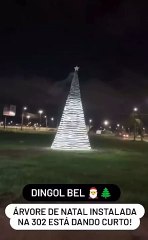 Curto-circuito em árvore de Natal deixa moradores assustados