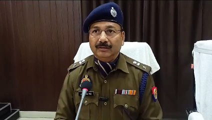 Fatehpur: एसपी ने चोरी करने वाले गैंग का खुलासा करते हुए बताया कि इस तरह की सटीक योजना बनाकर करते थे चोरी, देखें वीडियो..