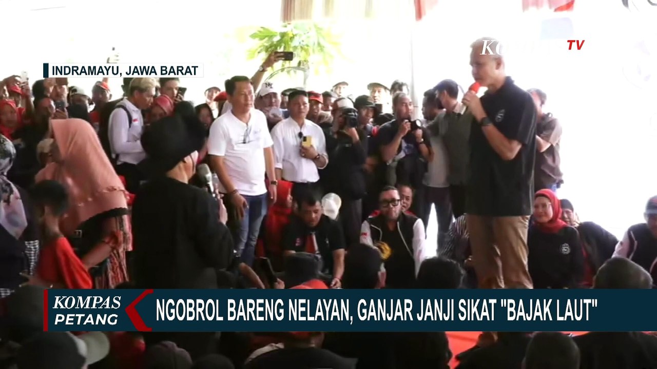 Ngobrol Bareng Nelayan Indramayu, Ganjar Janji Sikat Bajak Laut