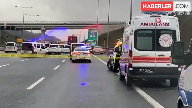 Kocaeli Kuzey Marmara Otoyolu'nda Tır Şoförünü Rehin Alan Şahıs İçişleri Bakanı ile Görüşerek Teslim Oldu