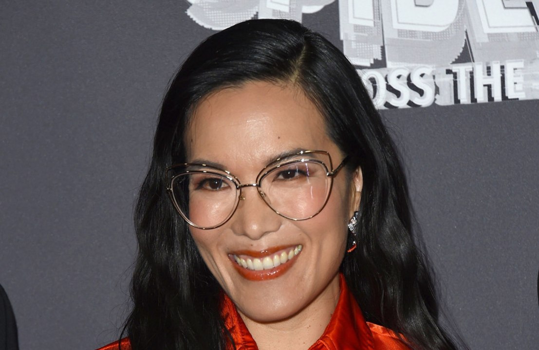 Ali Wong files for divorce from Justin Hakuta