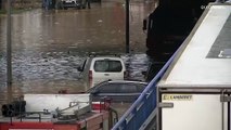شاهد: فيضانات تغرق شوارع لبنان وتتسبب بمقتل 4 أطفال سوريين