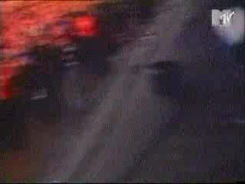 nirvana - kurt jump into drums