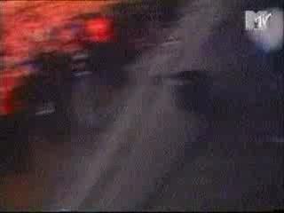 nirvana - kurt  jump into drums