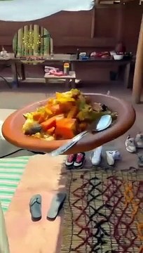 Bonjour ! Nous vous souhaitons beaucoup de succès et un environnement de positivité. Profitez de suivre notre chaîne et passez une bonne journée d'attente ! #Bonjour #Positivité