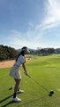 After all, it’s overseas golf in winter! Pro Eunji Lee’s driver shot!  역시 겨울엔 해외골프지! 이은지프로의 드라이버샷! ddol_golf  Después de todo, ¡en invierno es golf en el extranjero!