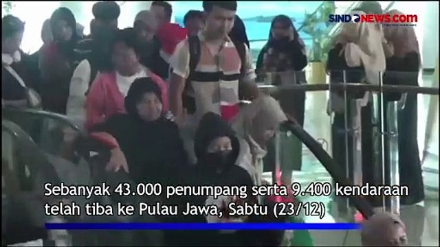 Arus Mudik Natal 2023 di Pelabuhan Bakauheni Dipadati Kendaraan