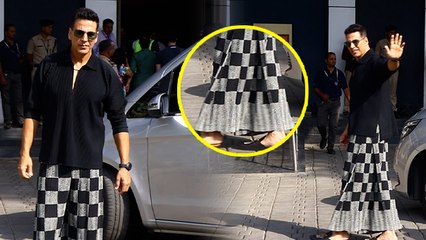Akshay Kumar Black T-shirt Loose Pant Mumbai Airport Look Troll, Biwi Ka Plazo Pahankar...| Boldsky
