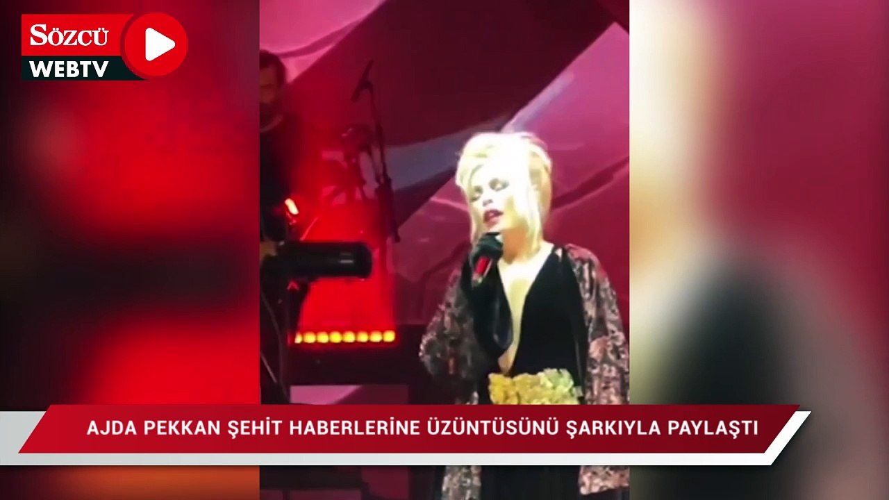 Ajda Pekkan acı haberi sahnede aldı