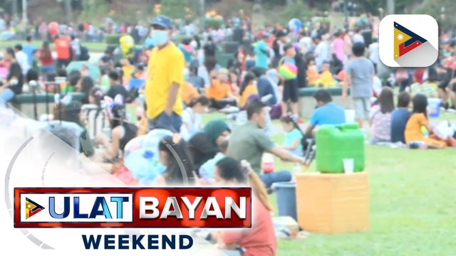 Luneta, dinagsa ng mga namamasyal ngayong bisperas ng Pasko