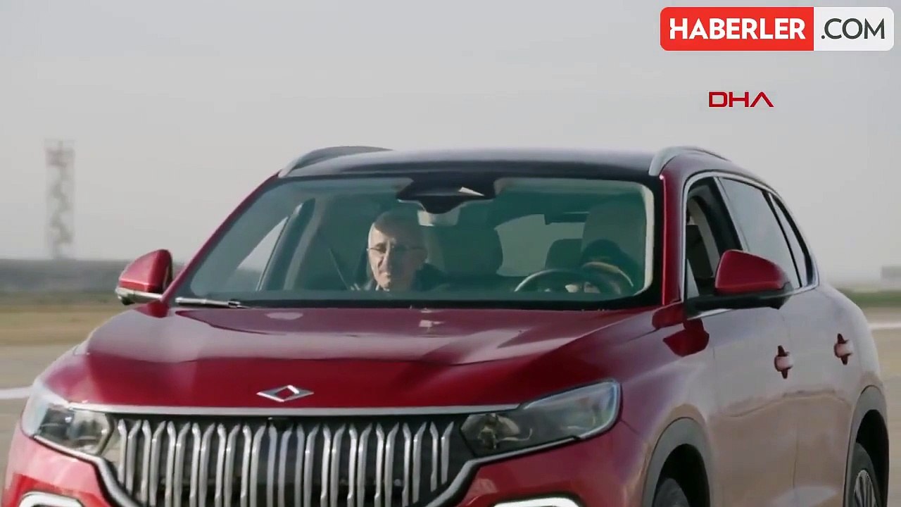 BAKAN URALOĞLU SABİHA GÖKÇEN HAVALİMANI'NDA 2. PİSTİ AÇILIŞI ÖNCESİ TEST ETTİ