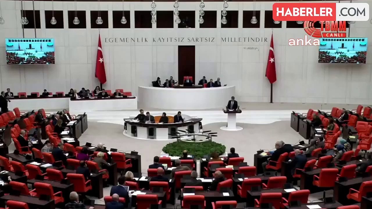 Mehmet Emin Ekmen: "Ailelerin 'Vatan Sağ Olsun' Demeleri Çok Kıymetli Ama Unutulmamalı Ki Vatan, Sağ Olanlarla Daha Güzel"