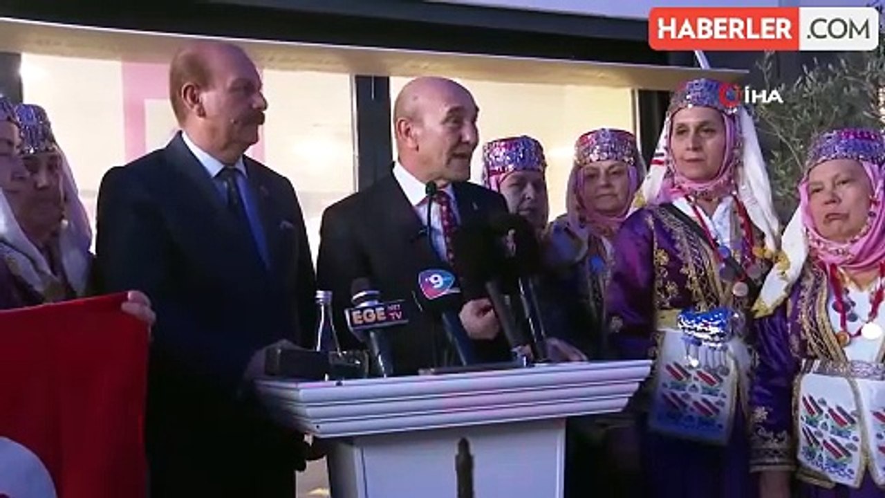 İzmir Büyükşehir Belediye Başkanı Tunç Soyer, Türkiye Belediye Meclis Üyeleri Birliği Lokali'nin açılışını yaptı