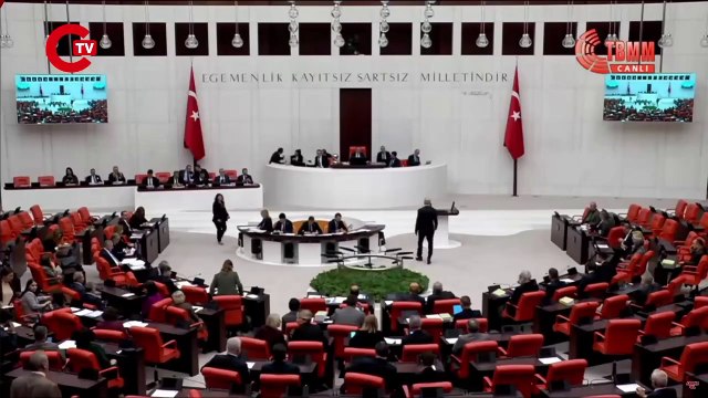 CHP Milletvekili Tekin Bingöl 'tiyatro' dedi AKP'yi hedef aldı: 'İki perdeli...'